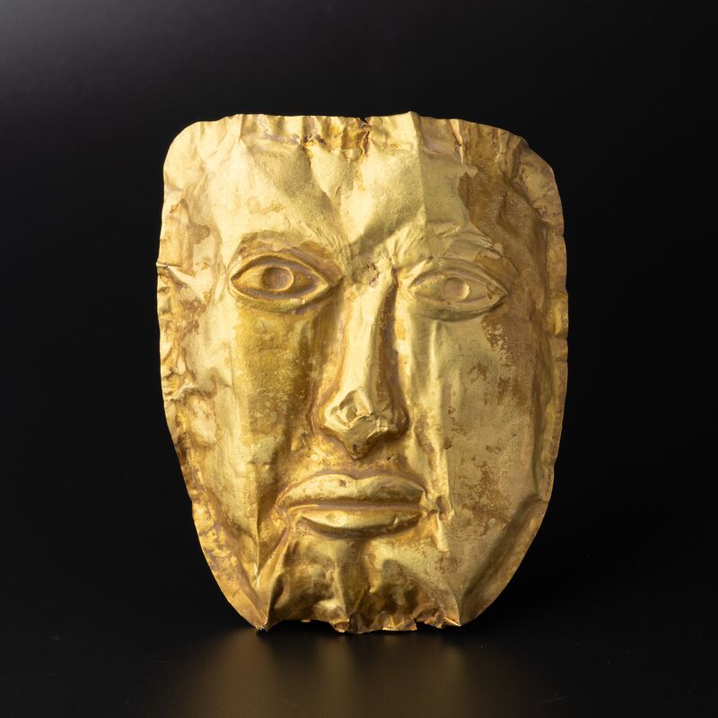 Face Mask in Sheet Gold